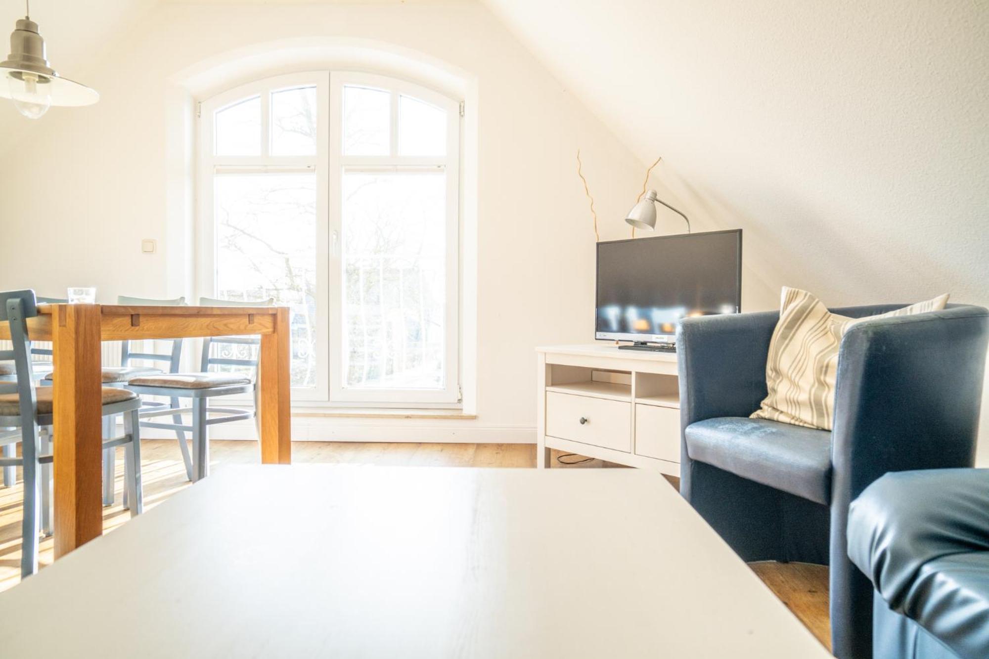 Haus Alte Baeckerei - Boddenblick Appartement Born Buitenkant foto